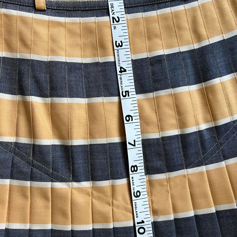 Vintage Gucci 100% wool drop pleated long skirt women’s UK 42/XS Italy w/flaws - Picture 3 of 13